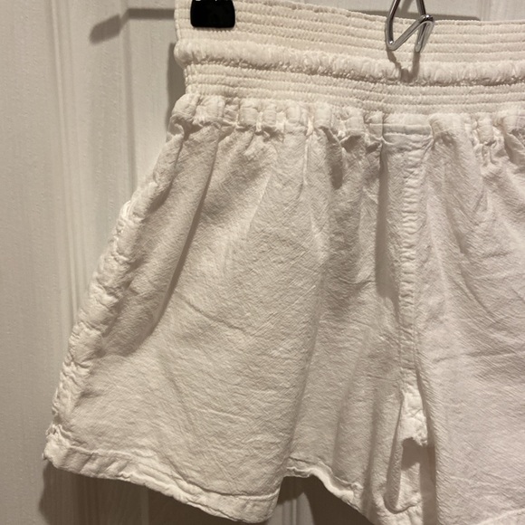 Peruvian Fabrics Crochet Detailed White Beach Skort - Picture 9 of 14